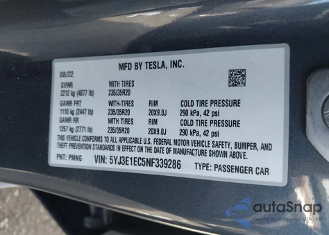 2022 Tesla Model 3 Performance Dual Motor All-Wheel Drive z USA, uszkodzony, nr VIN 5YJ3E1EC5NF339286